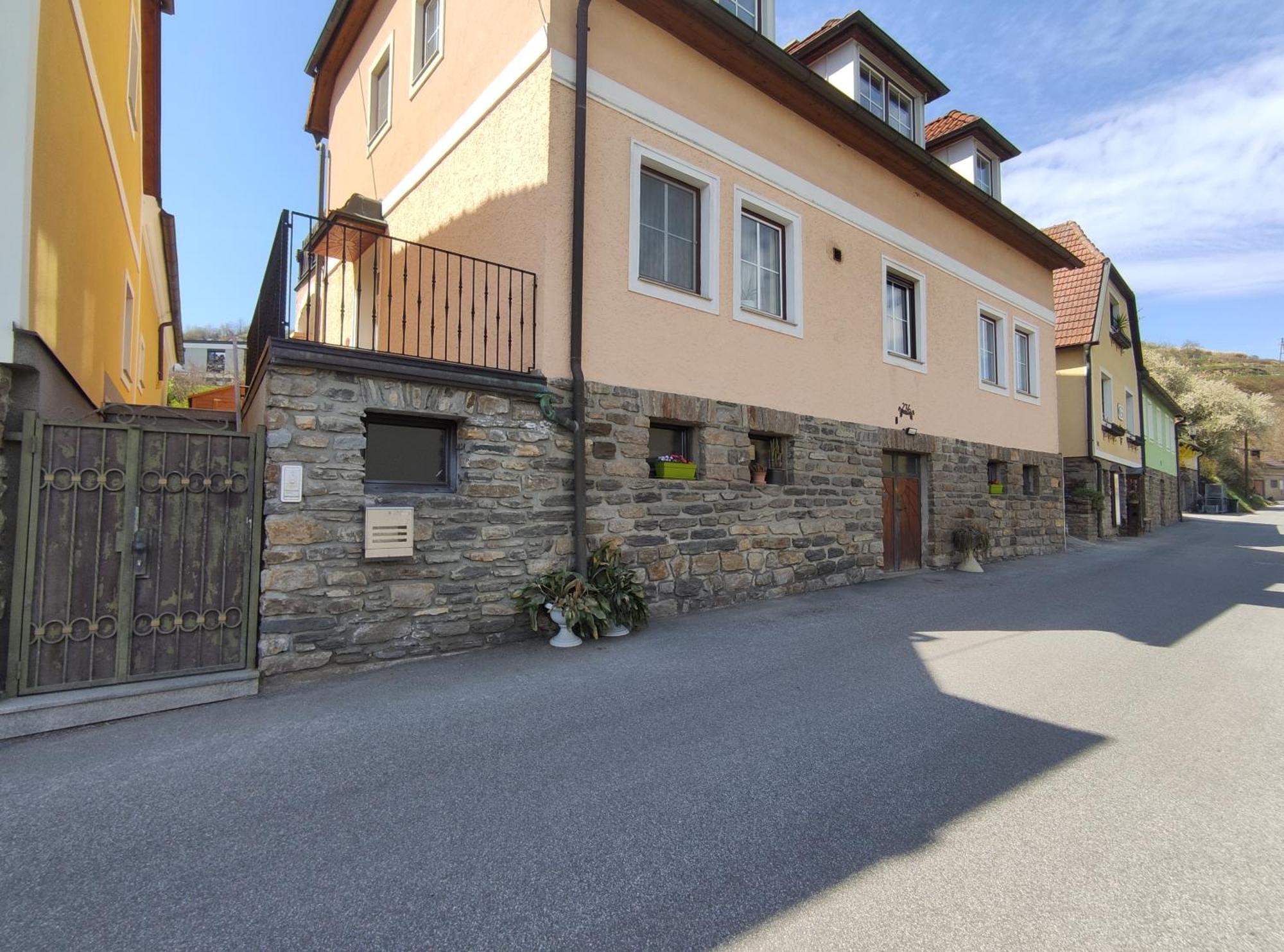 Wohnung In Der Wachau Вайсенкирхен ин дер Вахау Екстериор снимка